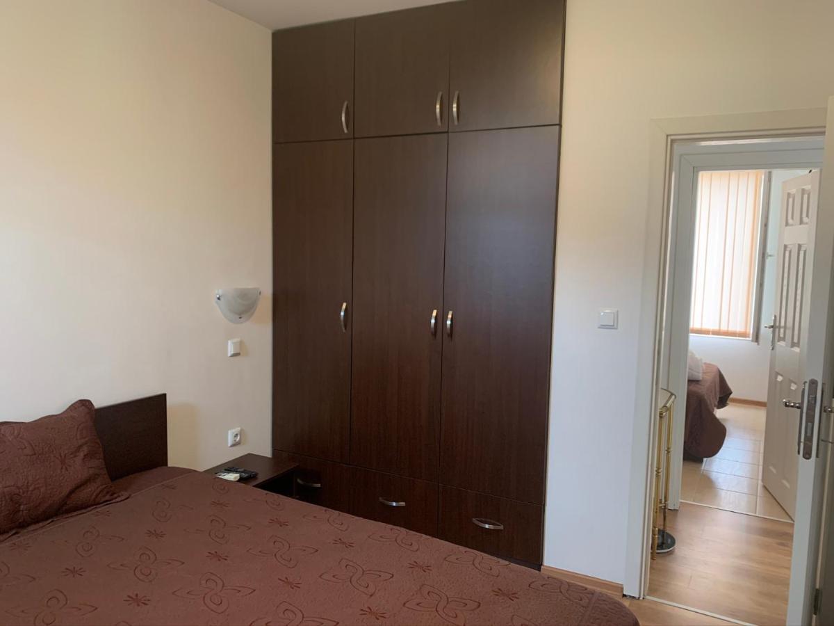 Marina Bay Apart Saint Vlas Sveti Vlas Exterior foto