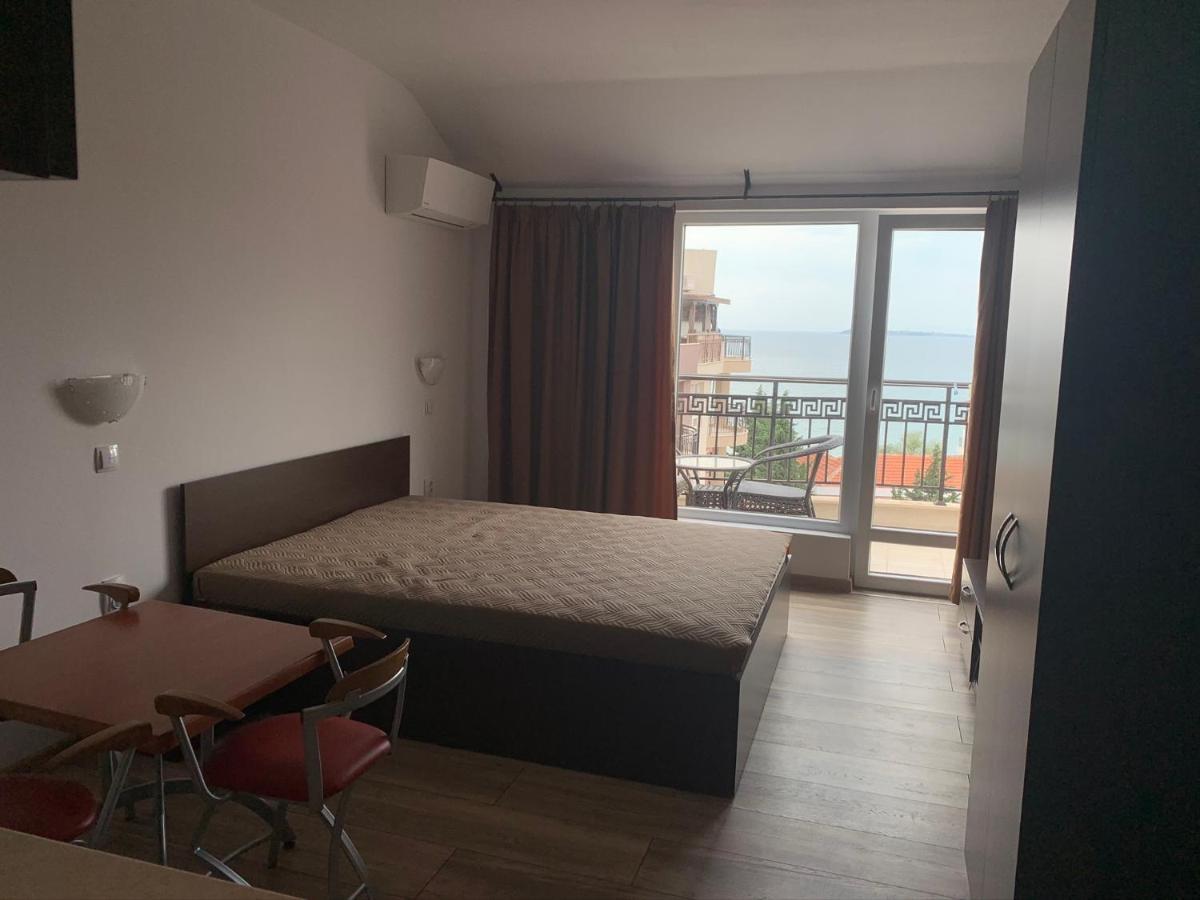 Marina Bay Apart Saint Vlas Sveti Vlas Exterior foto