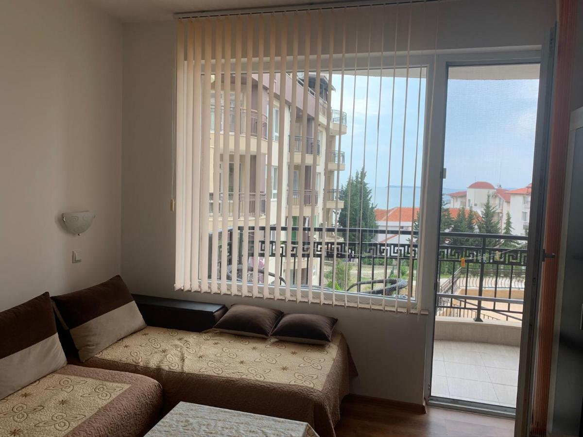 Marina Bay Apart Saint Vlas Sveti Vlas Exterior foto
