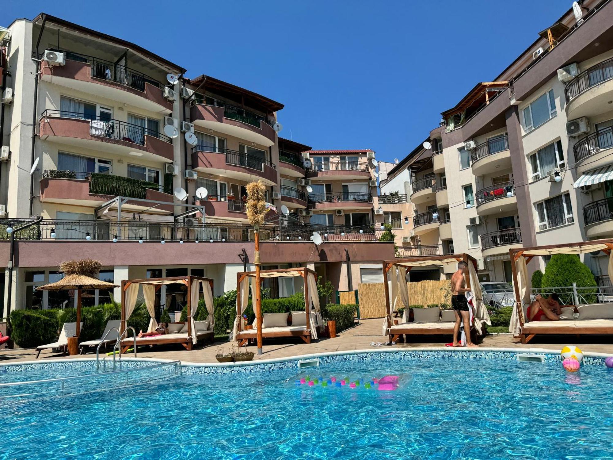 Marina Bay Apart Saint Vlas Sveti Vlas Exterior foto